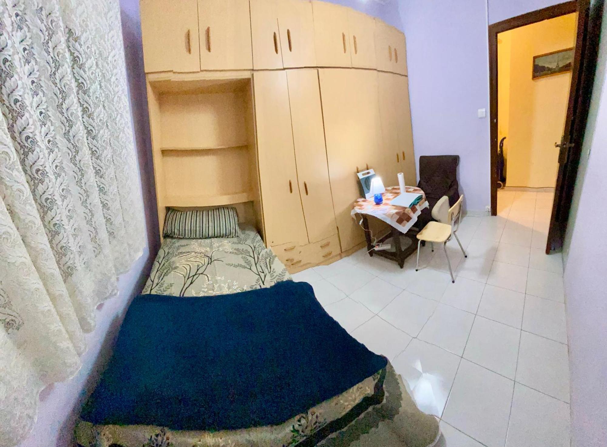 Habitacion Barato En Piso Familiar Compartido El Centro De La Ciudad Cerca De La Estacion De Autobuses Таррагона Екстер'єр фото